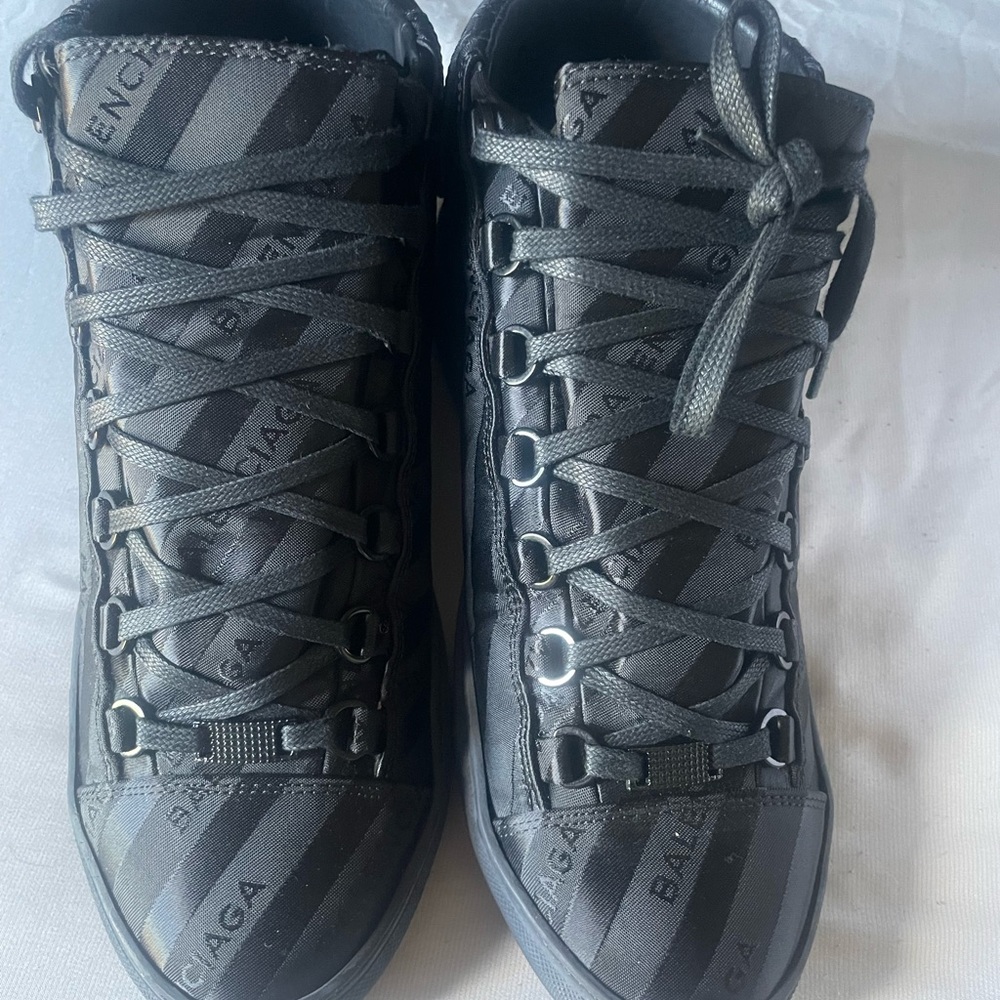Balenciaga sneakers - Picture 5 of 7